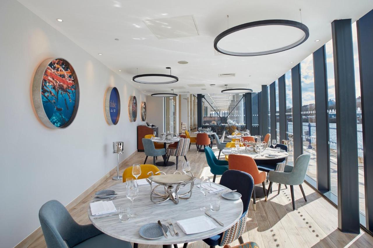 Ty Milford Waterfront Hotel 4*